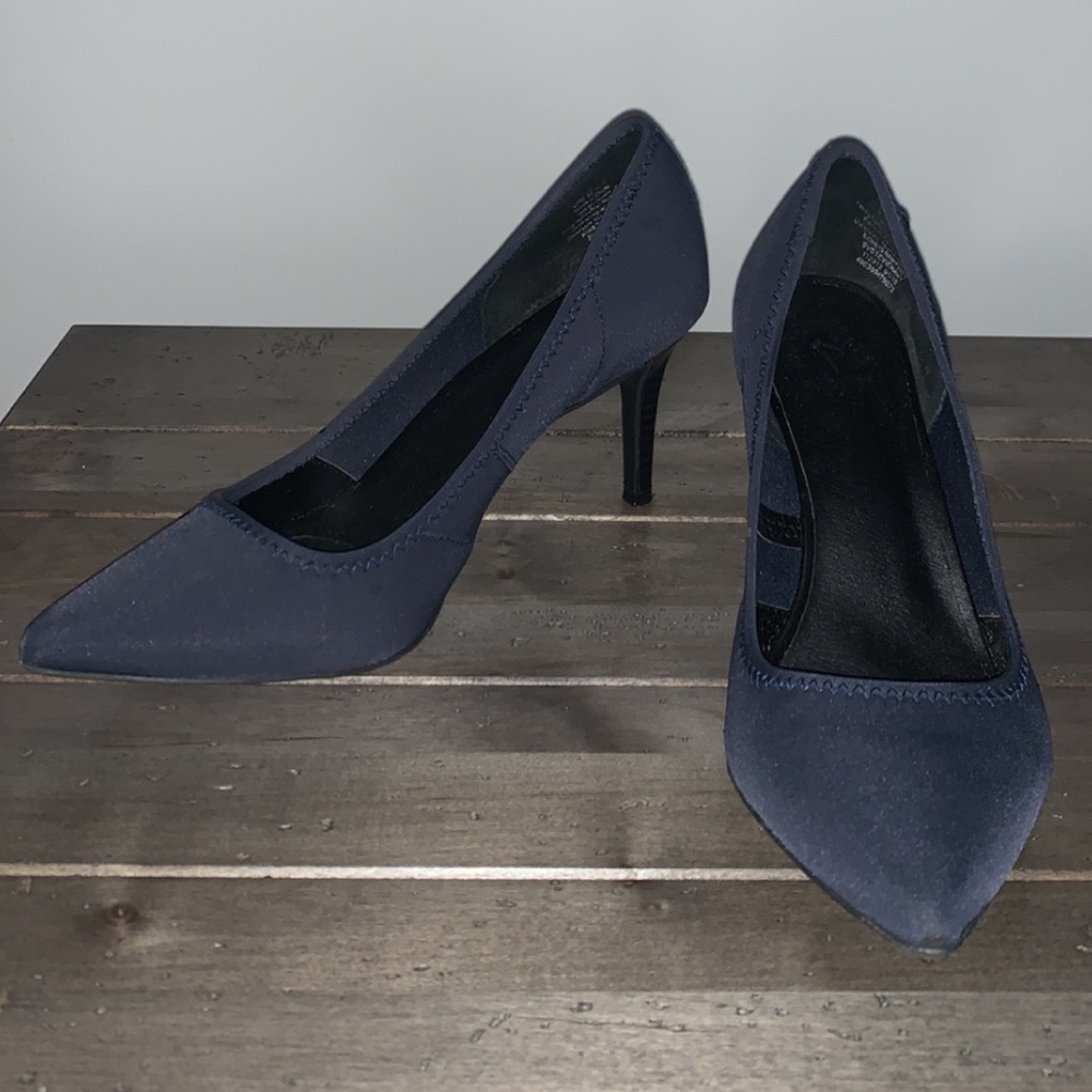 Navy Blue Vera Wang Pointy Heels